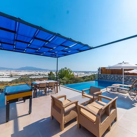 Almisa Hotel 4*